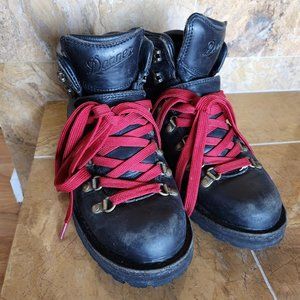 Danner Mountain Pass Gore-tex Womens Boots - 7.5M